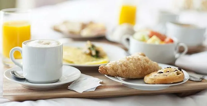 Frühstückspension La Pergola 4*